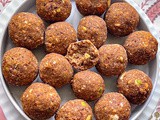 Ragi Sattu Ladoo Recipe (FingerMillet & Gramflour Fudge)