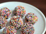Chocolate biscuit balls recipe, no bake step by step