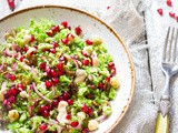 Broccoli granaatappel hazelnoten salade recept