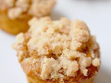 Pumpkin streusel muffins
