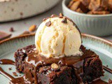 15 Crockpot Dessert Recipes – Easy & Delicious Slow Cooker Desserts