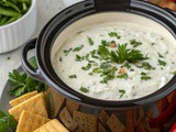 15 Easy and Delicious Crockpot Dips for Parties