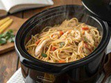 Creamy Crockpot Chicken Spaghetti – Easy Slow Cooker Pasta Recipe Your Family Will Love
