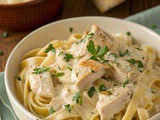 Crockpot Chicken Alfredo | Chicken Alfredo Recipe in Crockpot