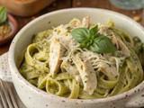 Crockpot Chicken Pesto Pasta – Easy, Creamy & Flavor-Packed Slow Cooker Recipe