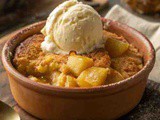 Crockpot Pineapple Cobbler – Easy Slow Cooker Dessert Recipe for the Best Dump Cake