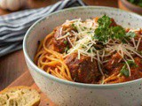 Easy Crockpot Spaghetti and Meatballs – The Best Slow Cooker Pasta Recipe for Busy Families