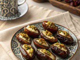 Stuffed Dates Recipe – Easy, Sweet & Savory Date Appetizers for Ramadan & Iftar