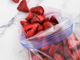 How to Freeze Strawberries