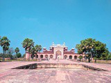 Akbar’s Tomb – a fine blend of Mughal, Gothic, and Rajputana Architectural Style