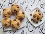Mini Peanut Butter Cup Muffins #MuffinMonday