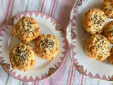 Spiced Cheddar Cornbread Muffins #MuffinMonday