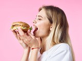 14 Burger Recipes That Got Pulled From Menus And May Never Return