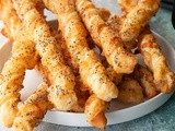 25 Beach Snack Ideas for Families That Beat Chips Every Time