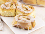 Cinnamon Rolls with Apple Pie Filling