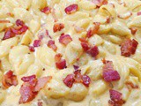 Easy One Skillet Bacon Mac And Cheese With a Twist
