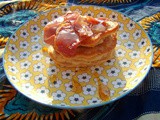 Gingerbread pancakes with Parma ham & maple syrup