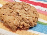 Perfect Crispy & Chewy Oatmeal Cookies