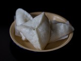 Chinese Triangle Sugar Buns ( 糖三角包 ）