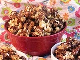 Reeses Popcorn: Blog Swapping with the Lunatic