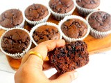 Whole Wheat Chocolate Muffins | Tasty Chocolate Muffins with Aata | Healthy Chocolate Muffin Recipe