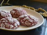 Eggless Red Velvet Crinkle Cookies Recipe
