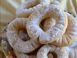 Kaak-Bel-Ajweh-Lebanese Crown Cookies