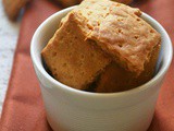 Low Carb Coconut Cheese Crackers Recipe – #BreadBakers