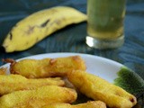 Pazham Pori / Ethakka Appam - Kerala Style Banana Fritters