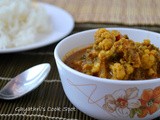 Vendhaya Keerai Cauli flower Kulambu / Methi Gobi Gravy