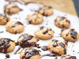 Vegan Macaroons – Fluffy Coconut Cookies