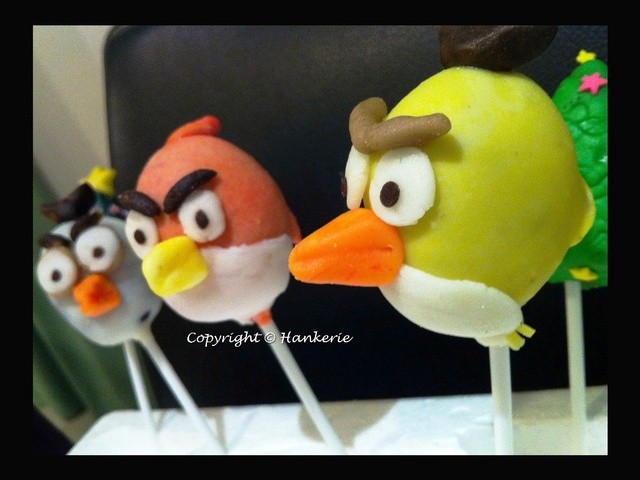 Kari's Cooking: Angry Birds Cake Pops