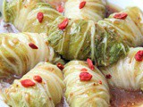 Steamed Stuffed Meat Cabbage Roll