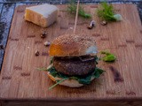 Rundshamburger met lardo, pesto en truffel