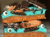 Cookie Monster Cheesecake Bars