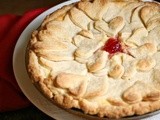 Strawberry Cheesecake Heart Pie #HolidayFoodParty