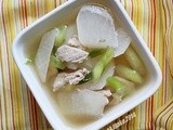 Aff Korea: Pork & Radish Soup (Soegogi-Muguk)
