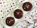 Bake Along #83 Devil's Food Cupcakes With Chocolate Frosting