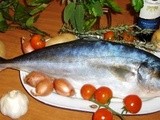 Pesce intero:  Ricciòla al forno con patate, pomodorini e cipolla o scalogno