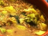 Zuppa di farro, patate e cimette di broccolo