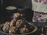 Thalippu Vengaya Vadagam / Sun-dried Seasoning Balls