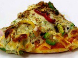 Onion Capsicum Pizza | Tawa & Microwave Pizza Recipe