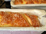 Feta cheese sesame bread – koyλουροψωμο με φετα