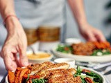 Piletina u hrskavoj korici od pekan oraha i lešnika / Pecan & Hazelnut Crusted Chicken