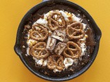 Bombshell Boxed Brownie Dessert Pan Pizzas