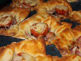 Bacon, cheese and tomato filo parcels