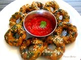 Spinach and Carrots Vada