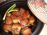 Braised pork belly in claypot