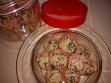 Cny 2016 - bubble rice choc chips cookies in paper cups [泡泡米曲奇]