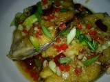 Thai fried fish with chilli sauce